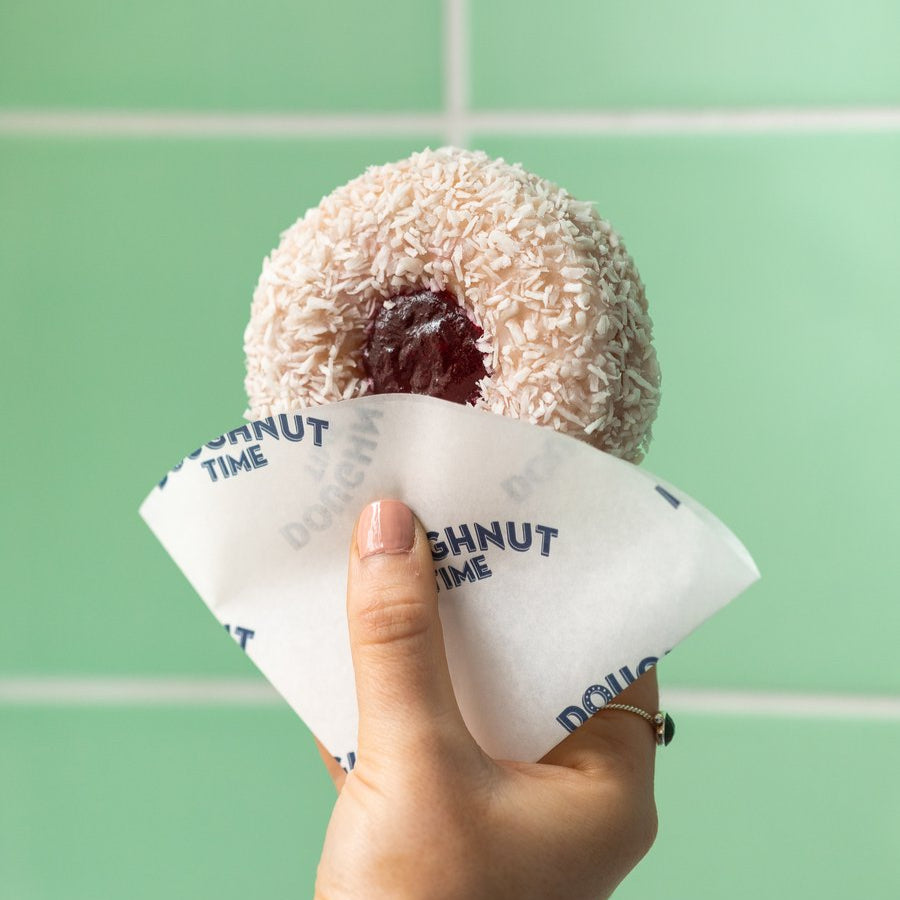 "Baked Afternoon Tea" gluten-friendly cake doughnut gift box