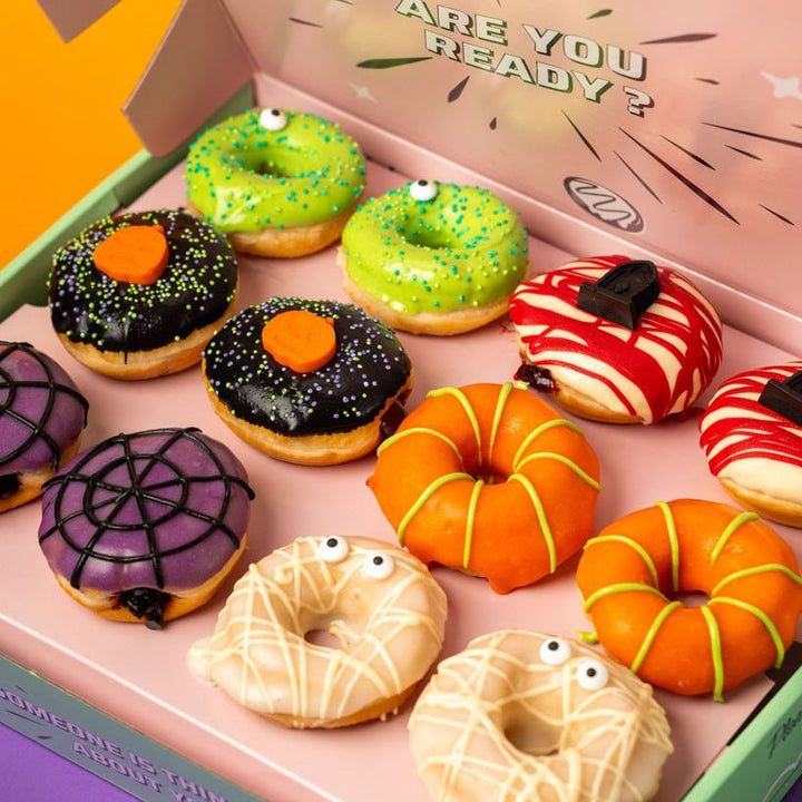Confezione regalo di mini ciambelle di Halloween (VG)