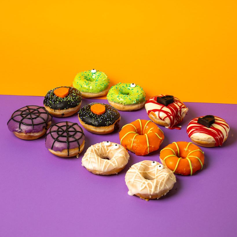 Confezione regalo di mini ciambelle di Halloween (VG)