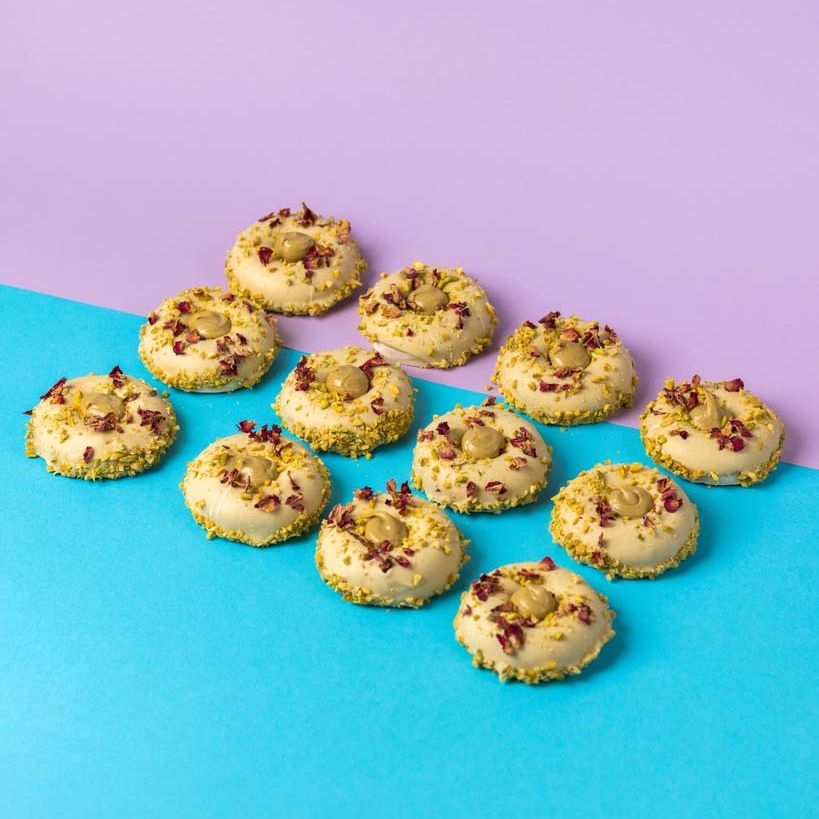 "Baked Rizz-tachio" glutenfreundliche Mini-Kuchen-Donut Geschenkbox (12 Stück)